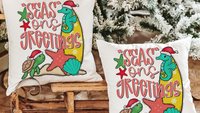 seasons greetings Christmas turtle decorative pillow covers tropical Christmas throw pillows for kids playroom, beach Christmas best sellers