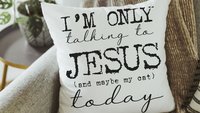 I'm only talking to Jesus today Christian throw pillow for chair, cute Christmas gifts for cat lovers, funny cat throw pillow covers 18x18