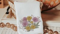 chrysanthemum kitchen towels, fall mums hand towels for powder room, November birth flower gifts for women, November birthday gifts for her