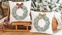 oyster shell Christmas wreath throw pillows for couch, holiday hosting decor home decor gift, oyster Christmas gifts for colleagues, coastal