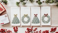 oyster shell Christmas tree kitchen towels for winter, oyster Christmas home decor gifts for Mom, oyster shell Christmas wreath hand towels