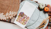 Give thanks Thanksgiving kitchen towels 