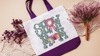 show mom pig tote bags for women, raising pigs country girl gifts, farmers market bag for sister, Berkshire pig gifts for pig lovers, Duroc