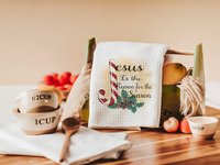 CapableByDesign Jesus is the reason for the season throw pillows and matching towels