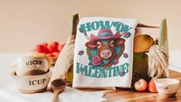 cowgirl Valentines hand towels for besties, cute cow gifts for cow lovers, funny kitchen towels for couples, Howdy Valentines day gifts for