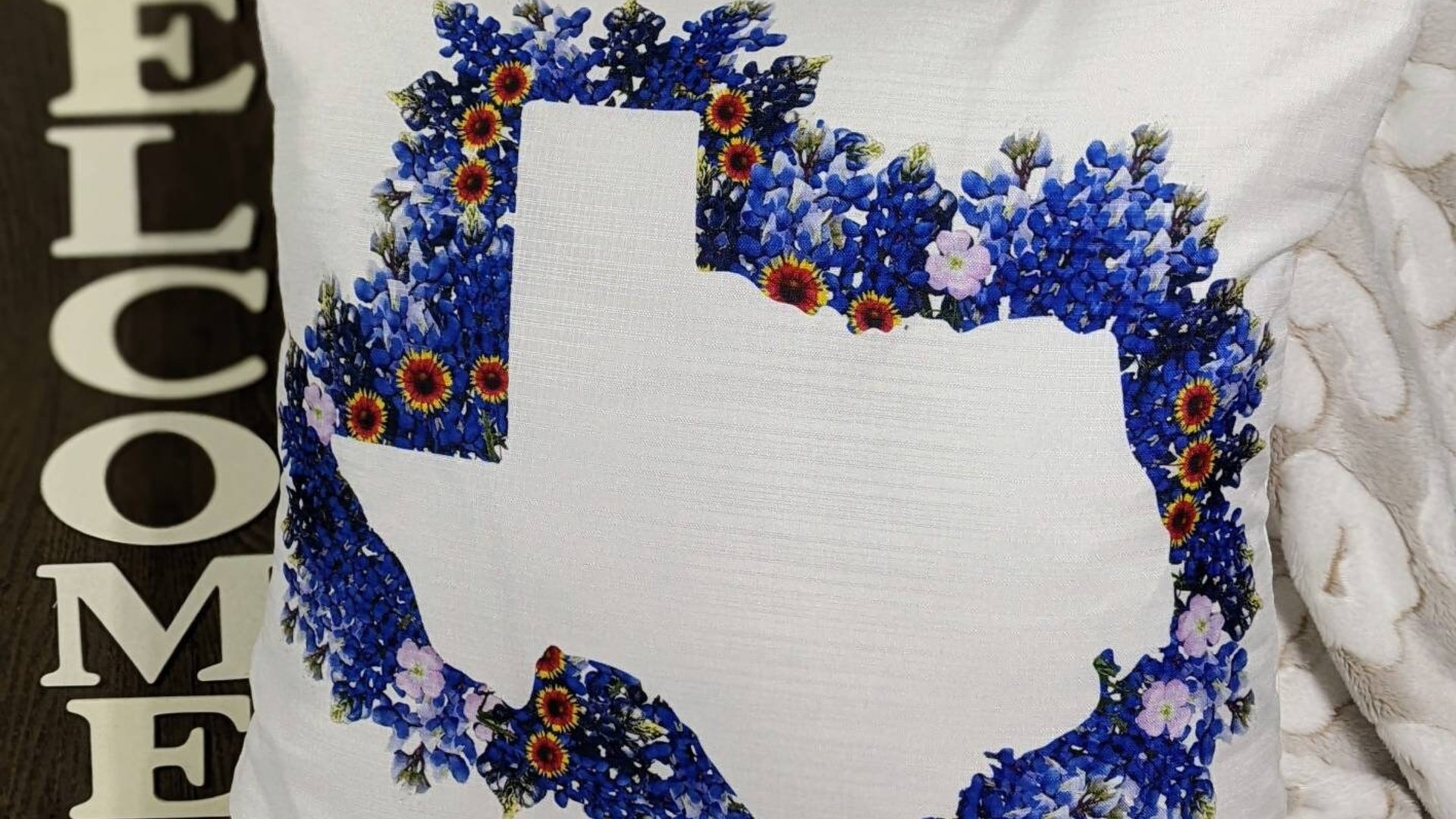 floral Texas throw pillow for sofa, Texas state flower bluebonnet gifts for women, moving to Texas gifts for her, Texas wildflower pillow