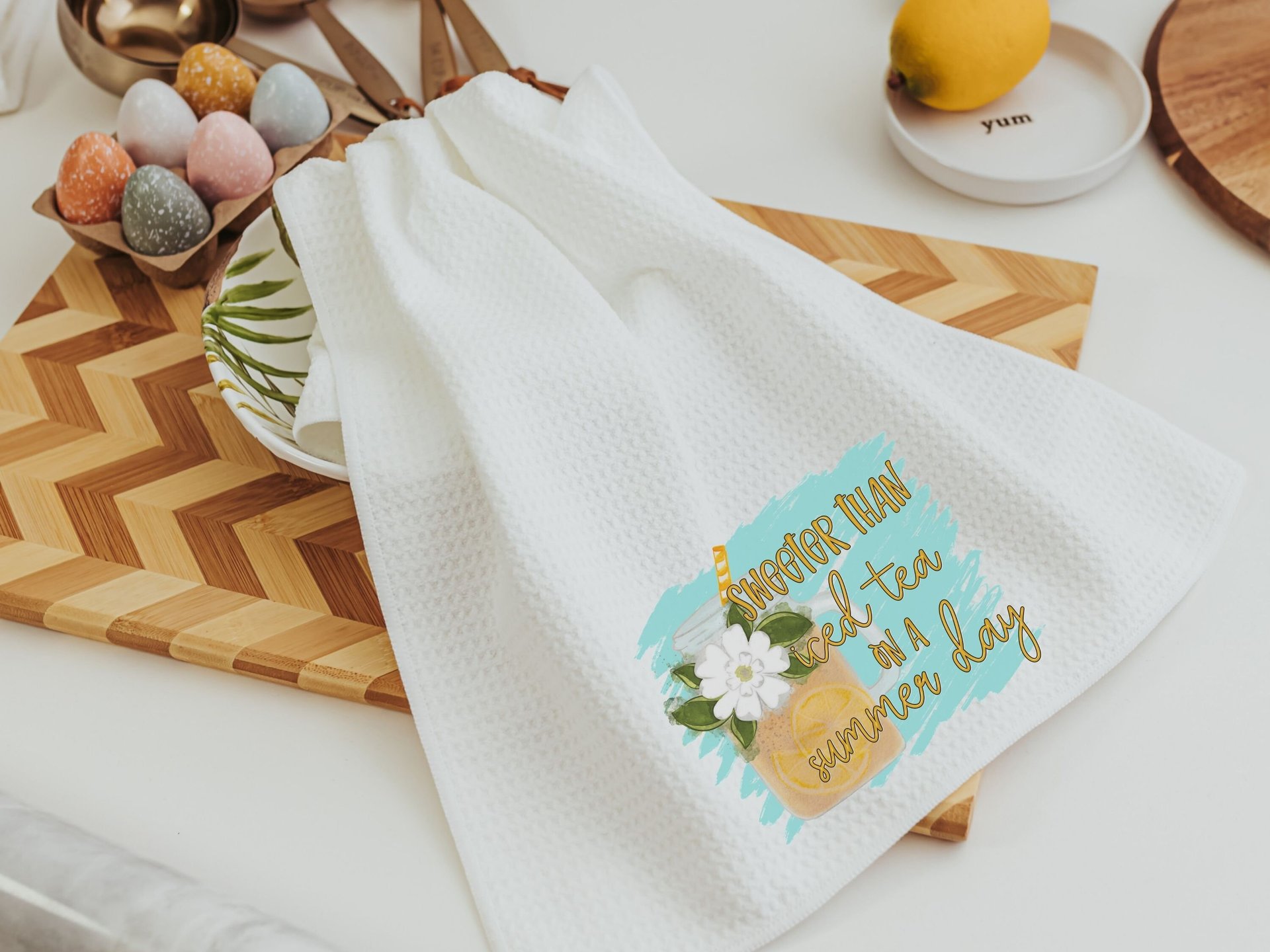 sweeter than honey bee kitchen towel, just peachy peach kitchen decor, sweet tea Southern dish towels, Georgia gifts, paperless towels, new