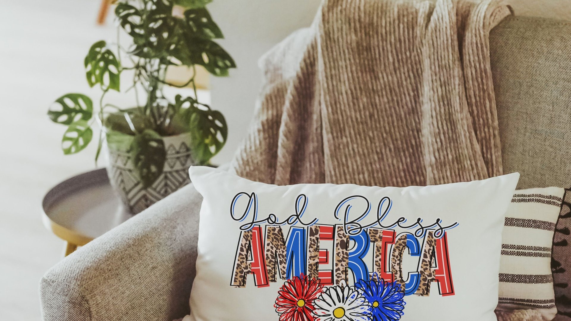 God bless America throw pillows for sofa, 4th of July sunflower lumbar pillow for couch, military mom gift, patriotic decor for home, trendy