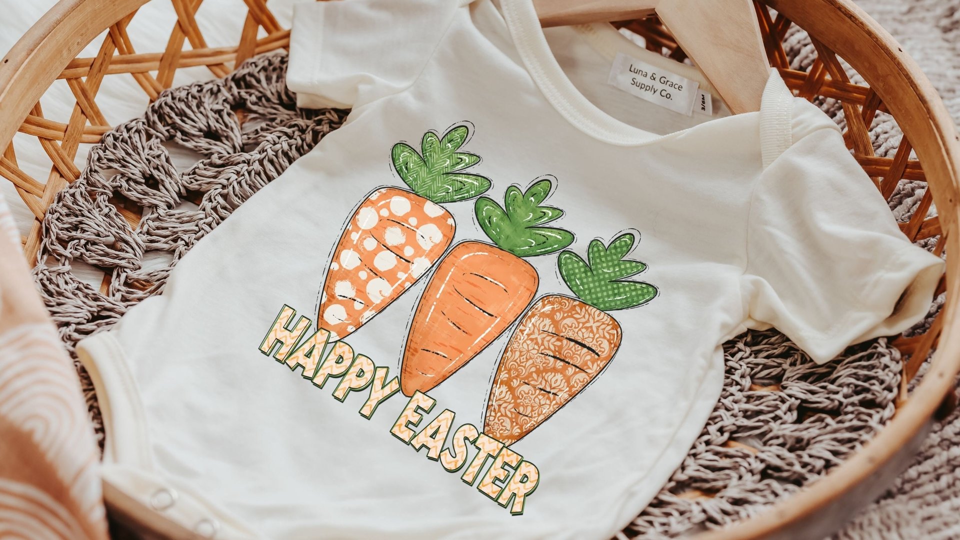 Happy Easter baby bibs for girls, Easter carrots Easter baby gifts for newborn, baby first Easter basket stuffers for infants, baby layette