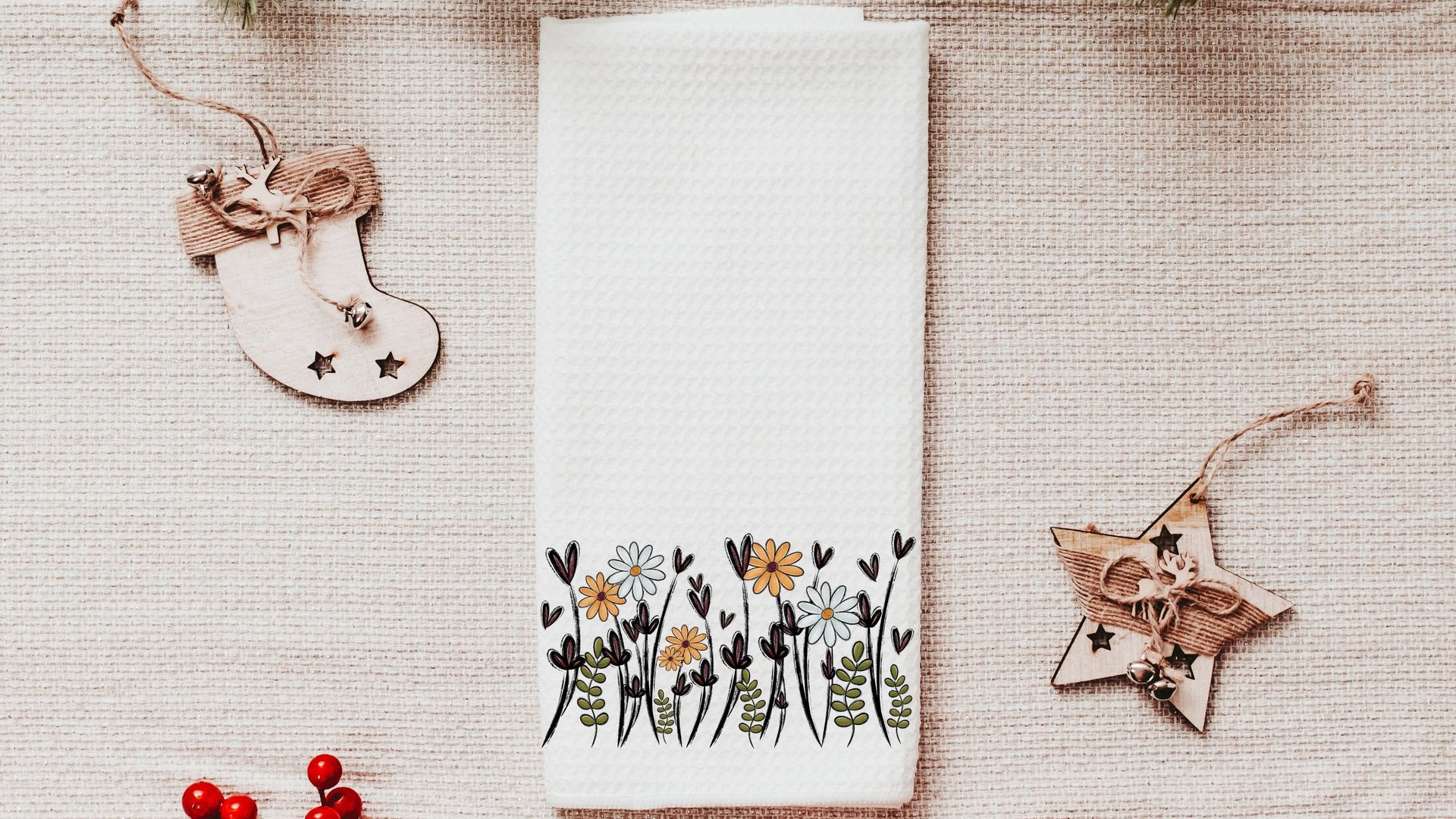 floral kitchen towels for all the seasons, wildflower kitchen items, gardener gifts for women, plant mom gift, botanical kitchen decor, new