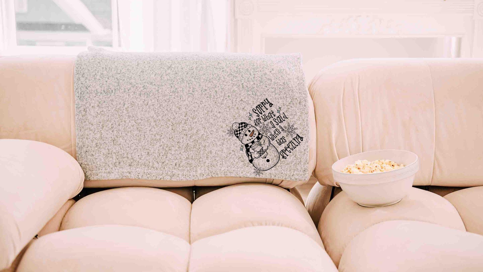 sorry for what I said it's cold outside snuggle blanket, cozy Christmas gifts for mom from daughter, funny throw blanket for bed, secret