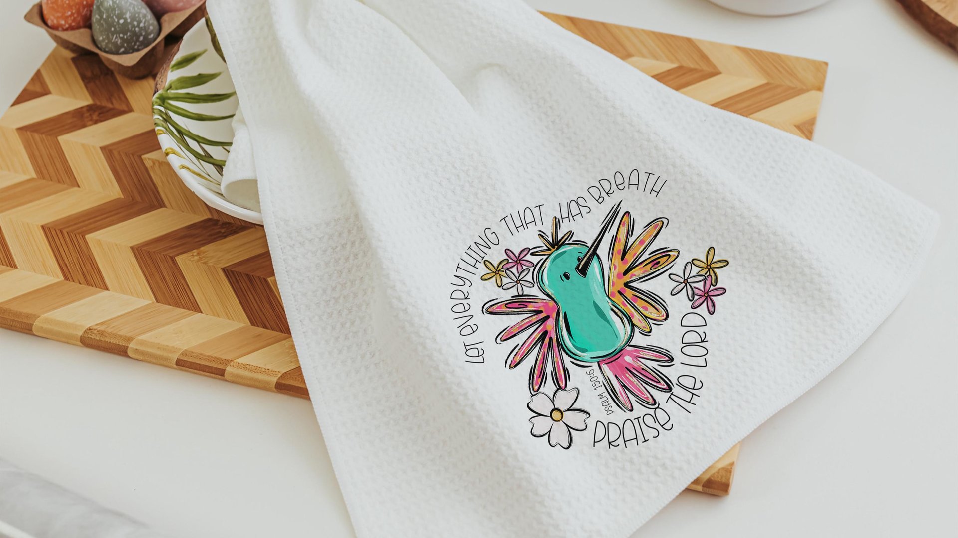 let everything that has breath praise the Lord Bible verse kitchen towel, Psalm 150:6 scripture kitchen decor, cute hummingbird Christian