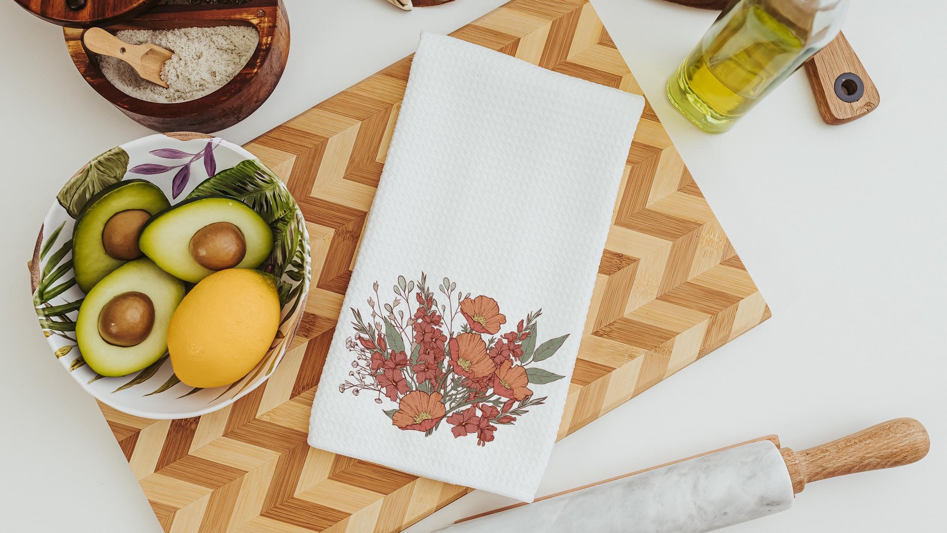 August red poppy & gladiolus flower towel