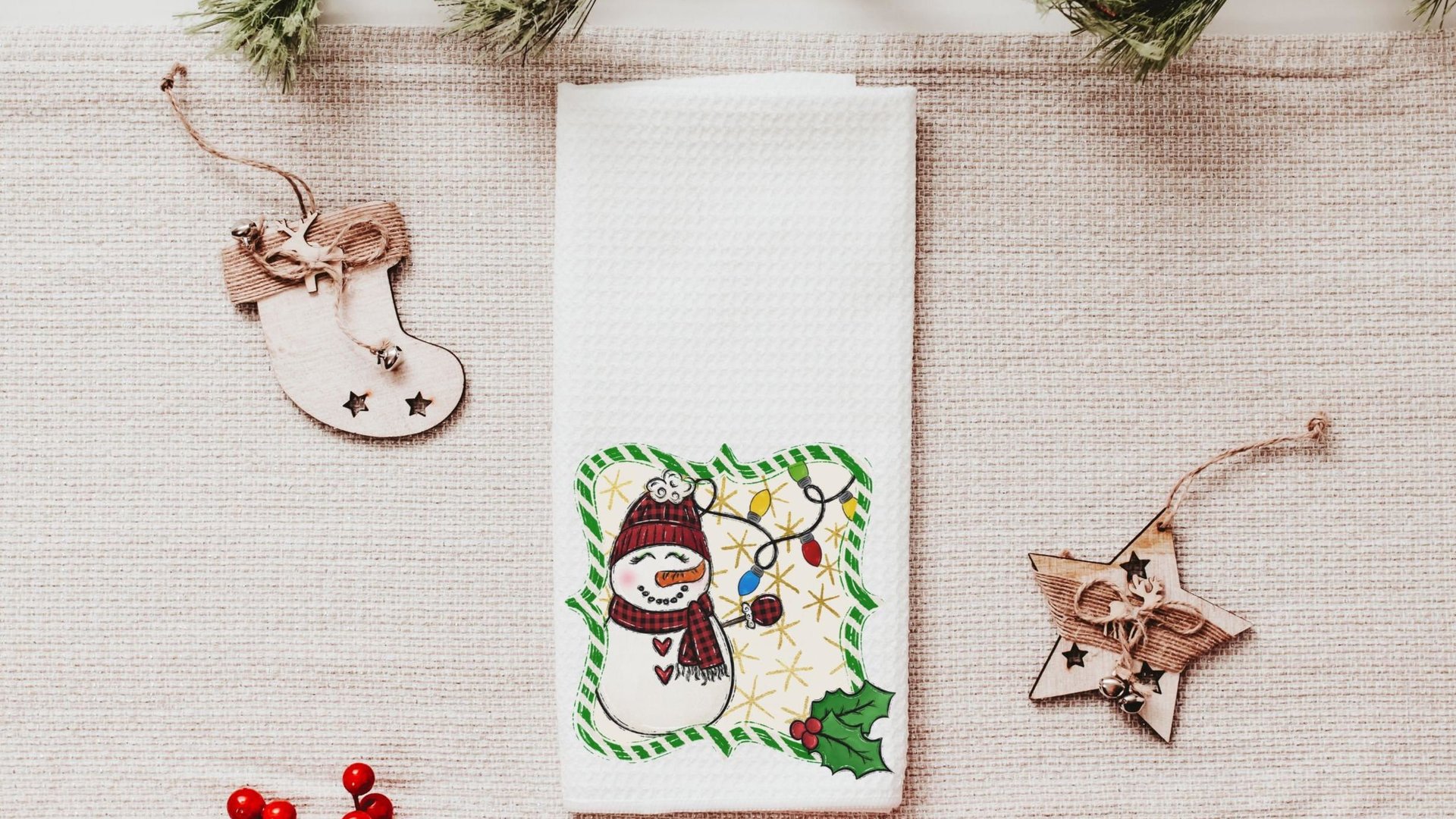 mr and mrs snowman kitchen towels for Christmas, holiday hosting decor home decor gift for couple, newlywed stocking stuffers for adults