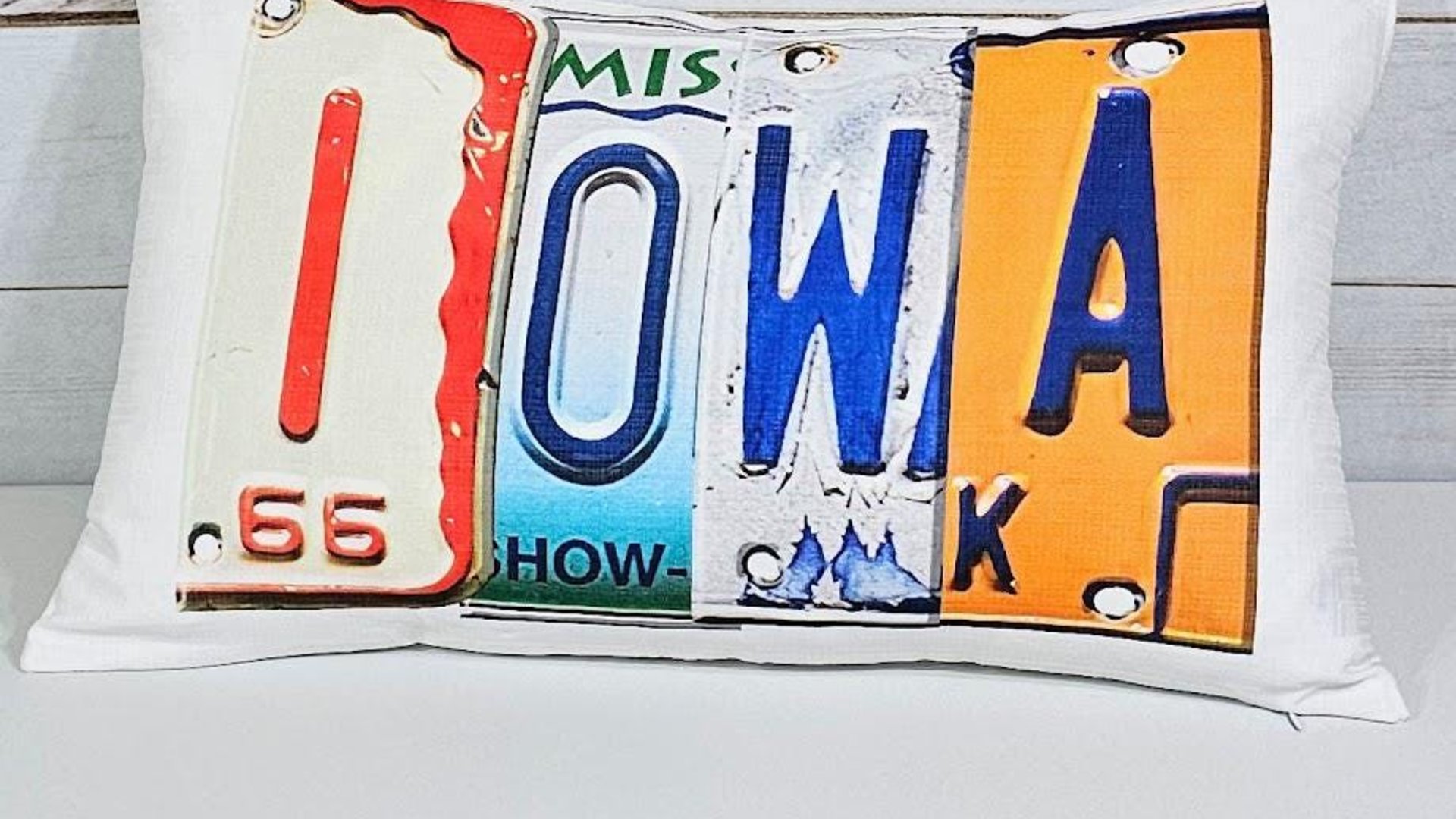 custom license plate state throw pillows for couch, realtor closing gift for buyers, Florida gifts, bungalow decor, moving away gift for