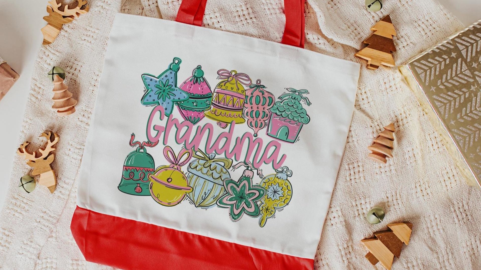 grandma tote bag for moms, grandma to be Christmas gifts for MIL, cute Christmas tote bags for grandma gifts from grandkids, grandma reveal