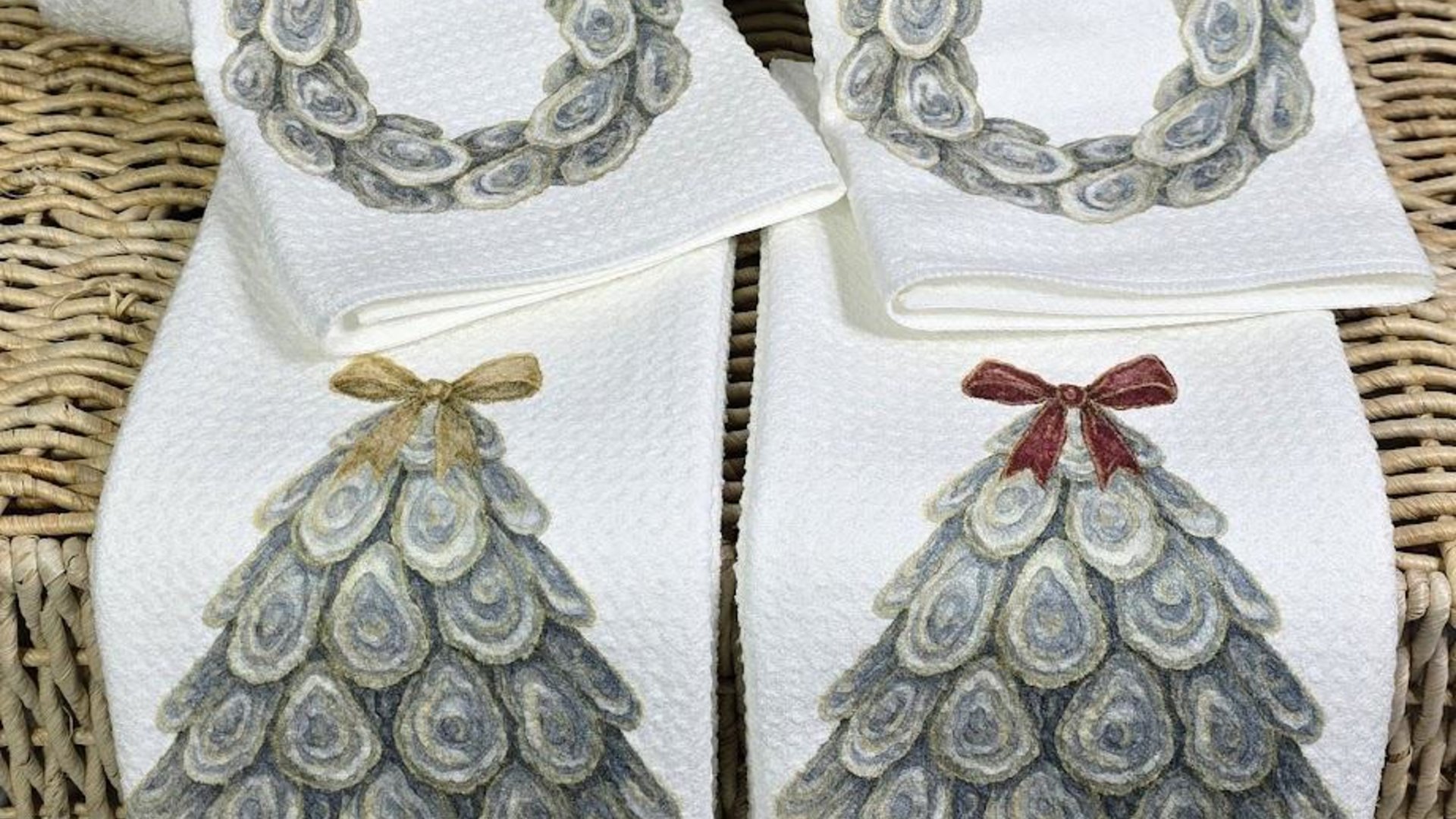 oyster shell Christmas tree kitchen towels for winter, oyster Christmas home decor gifts for Mom, oyster shell Christmas wreath hand towels