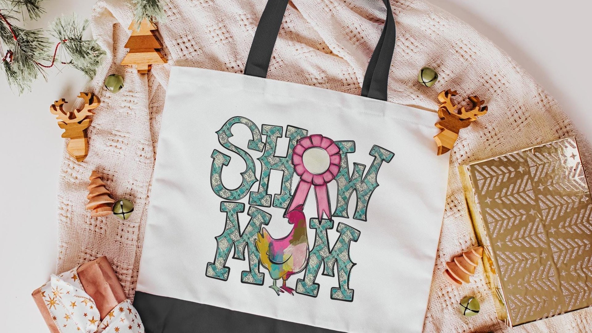 show mom chicken tote bags for women, raising chickens country girl gifts, farmers market bag for chicken mom, chicken Christmas gifts for