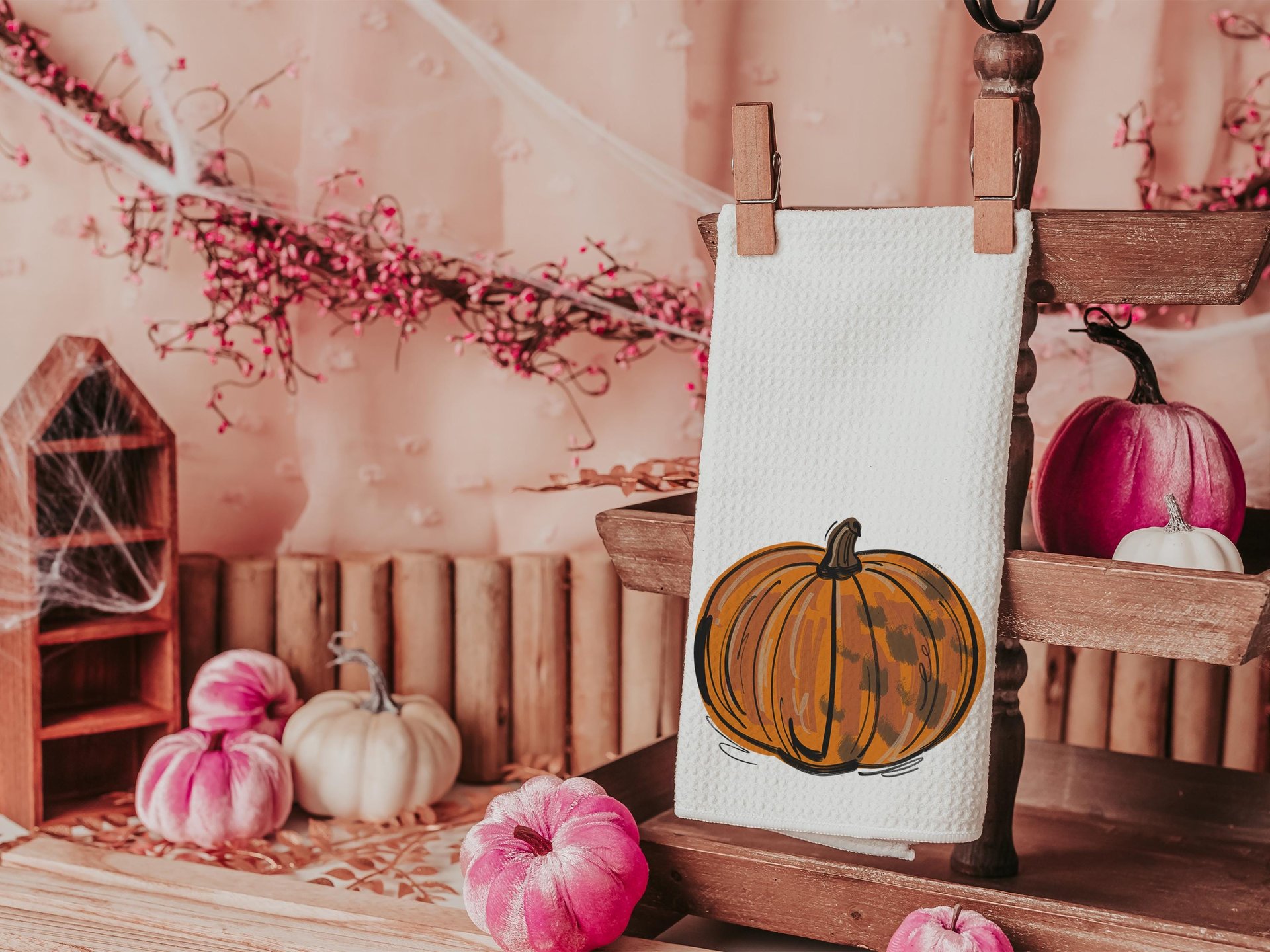 orange pumpkin hand towels for autumn, Thanksgiving pumpkin kitchen towels for fall, Friendsgiving gifts for girlfriends, primitive kitchen