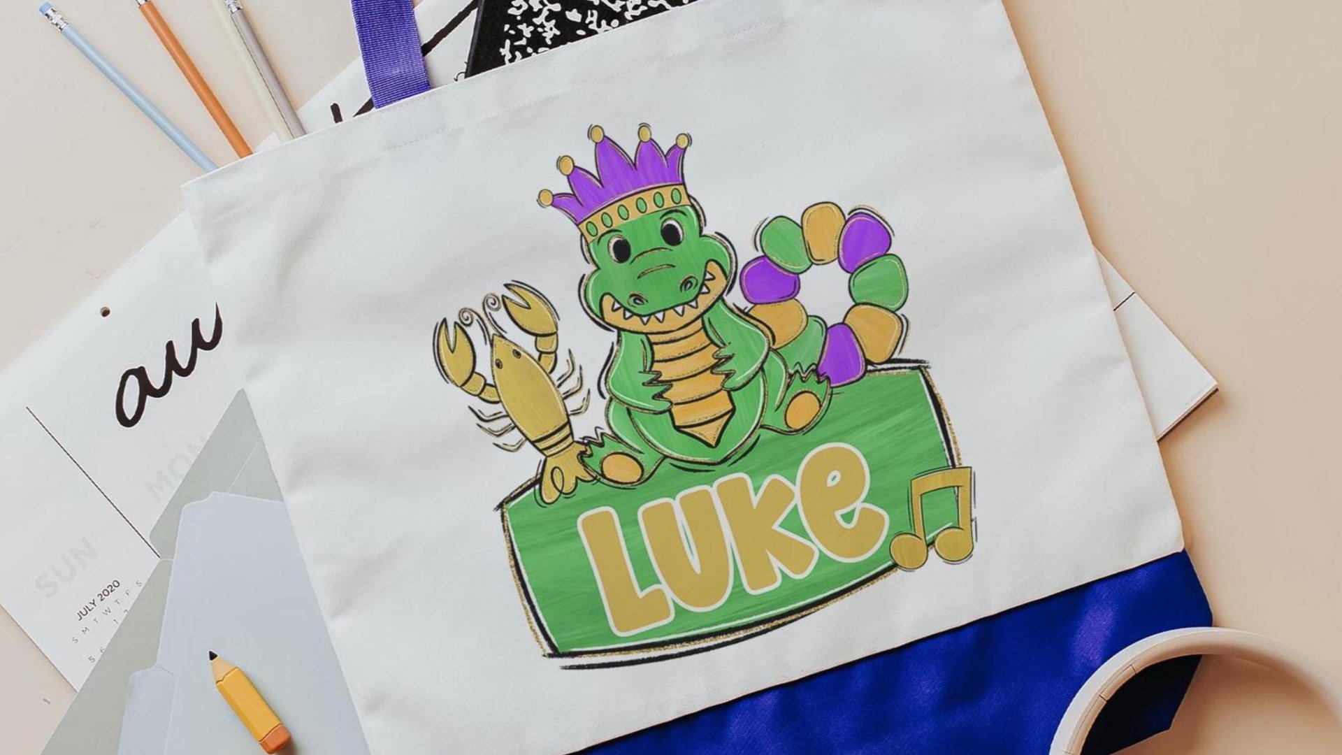 personalized Mardi Gras alligator tote bag for boys, Louisiana gator gifts for kids, carnival parade bag with name, king cake baker merch