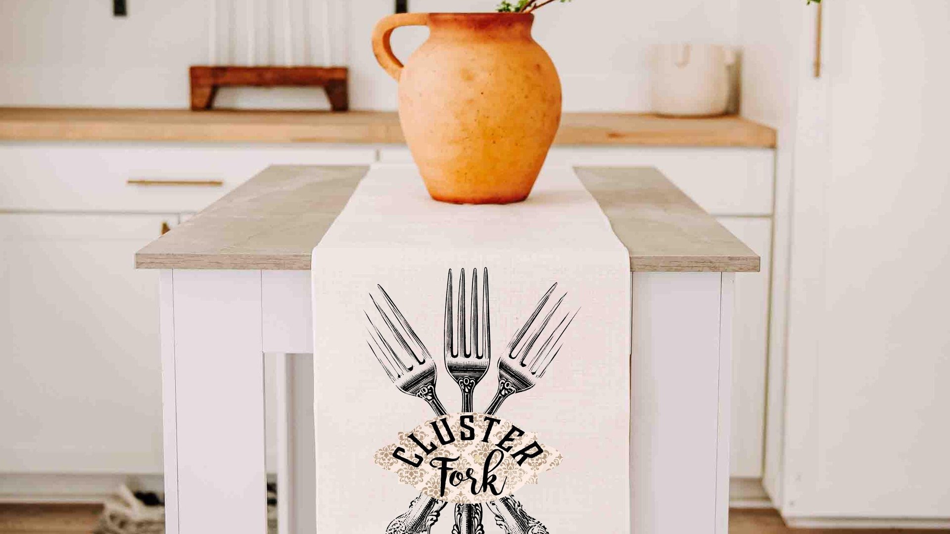 Cluster fork funny table runner 