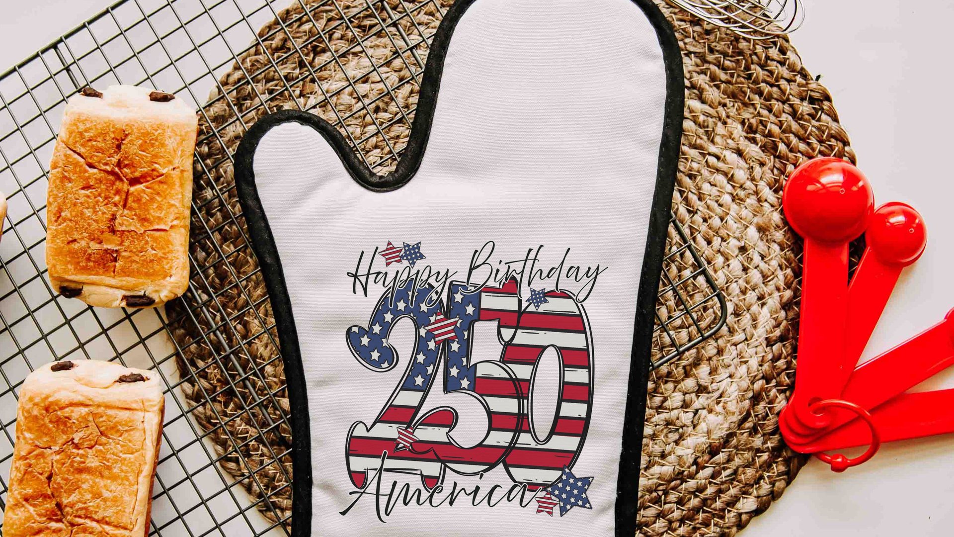 Happy birthday America pot holder & oven mitt