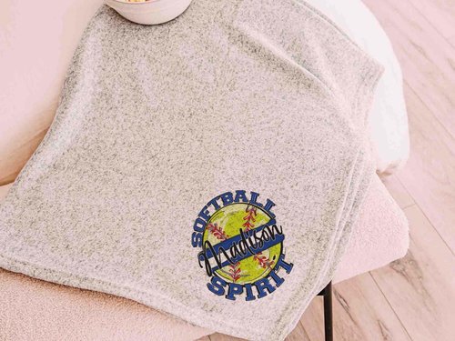 CapableByDesign personalized team spirit softball throw blanket with name