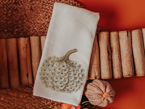CapableByDesign Oyster shell pumpkin towels