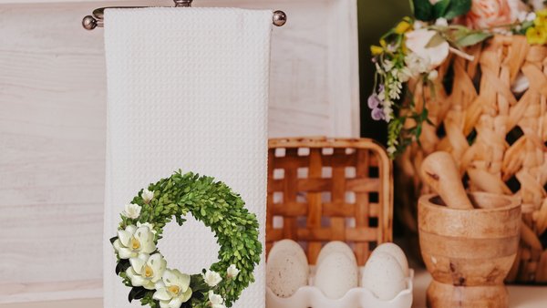 magnolia hand towels for bathroom, floral dish towels wedding gift for couple, bridal shower kitchen gifts, farmhouse kitchen towels, plant