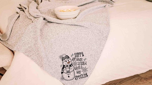 sorry for what I said it's cold outside snuggle blanket, cozy Christmas gifts for mom from daughter, funny throw blanket for bed, secret