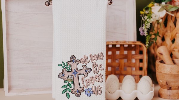 oh how he loves us Christian kitchen towels wedding gifts for godchild, faith gift for her, floral hand towels for bathroom, prayer warrior
