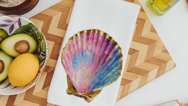 scallop shell hand towels for bathroom beach gifts for mother in law, trendy Mothers day gift for boyfriends mom, coastal kitchen towels